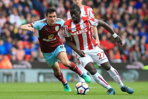 随着他的继 随着他的继